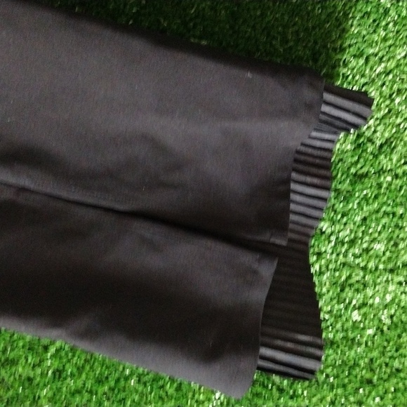 Muland  flare leg cropped pants - Picture 4 of 5